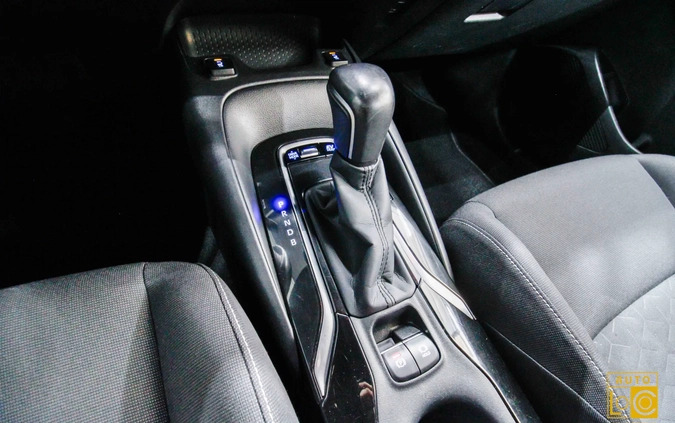 Suzuki Swace cena 93888 przebieg: 57000, rok produkcji 2020 z Ruda Śląska małe 562